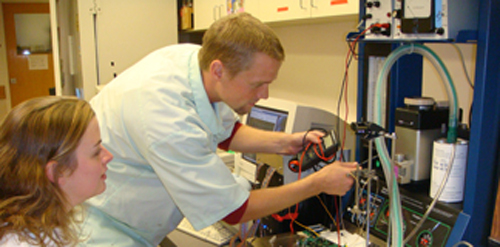 Two workers in laboratory